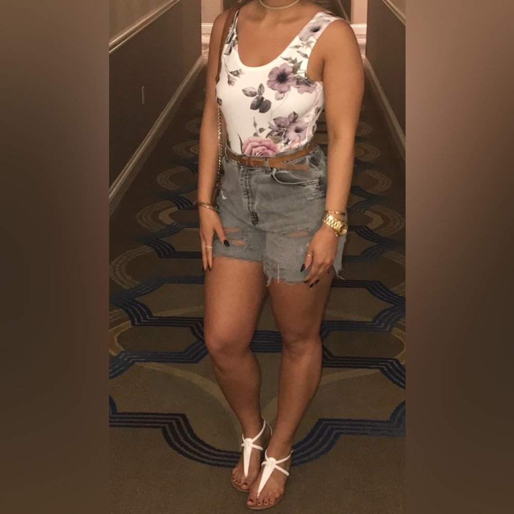 Vtg High Waist Distressed Lee Shorts